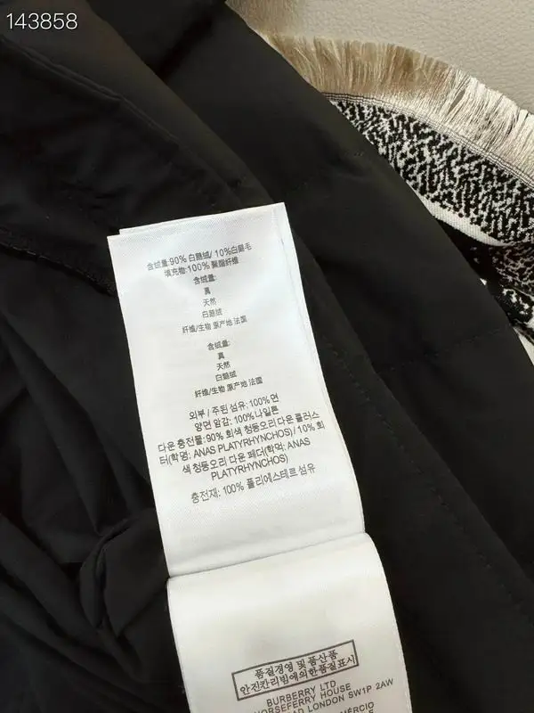 Burberry S-XL 26yr42 (18)